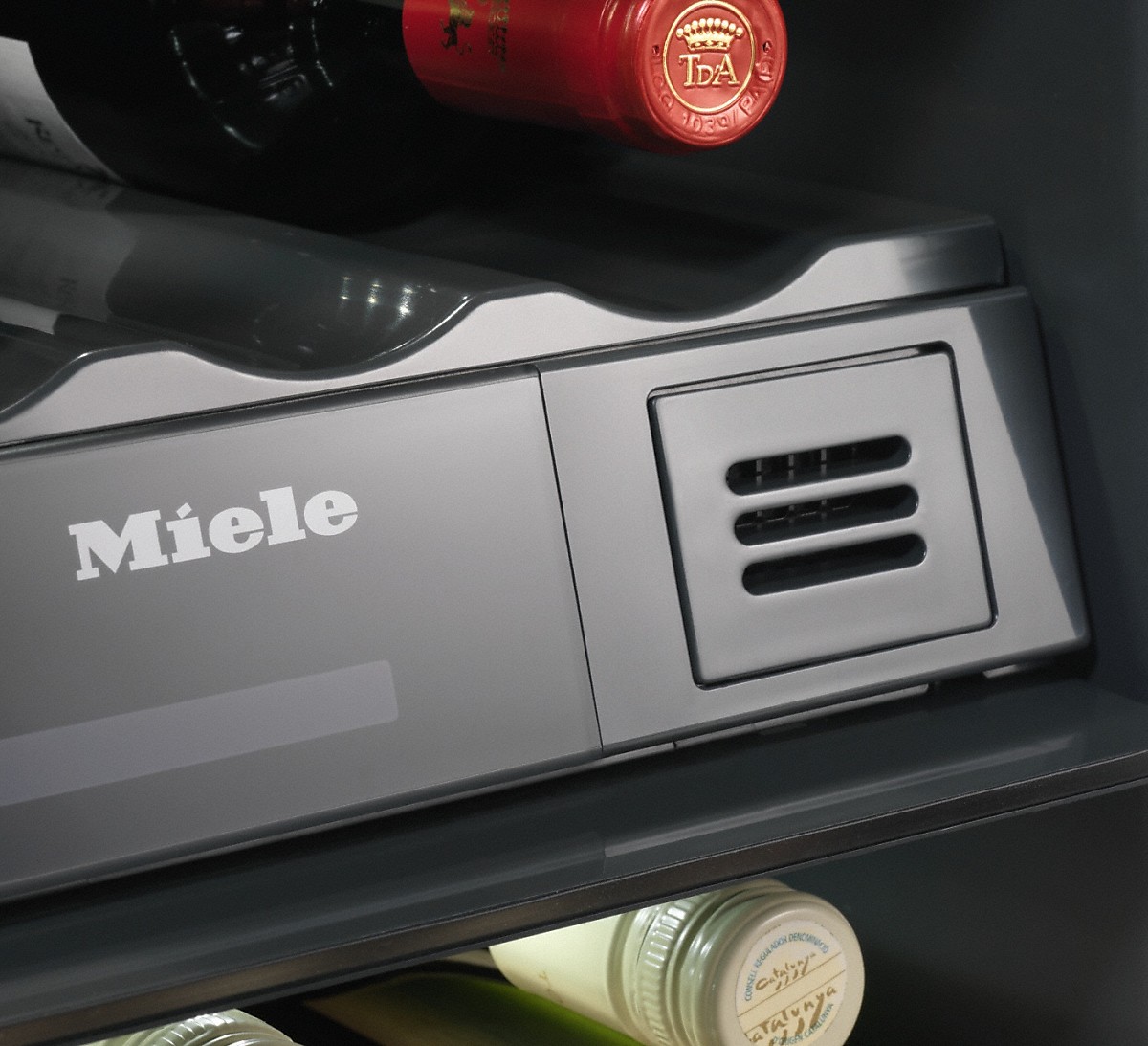 Chłodziarka na wino do zabudowy z DynaCool KWT 6321 UG Miele - obrazek 4